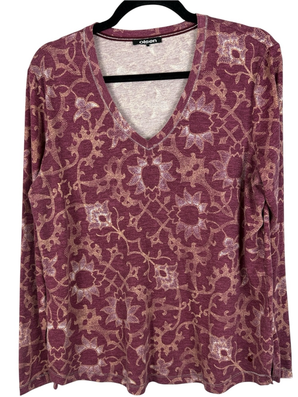 Olsen Burgundy Damask Long Sleeve V-Neck Top – Metallic Gold/Silver Accents